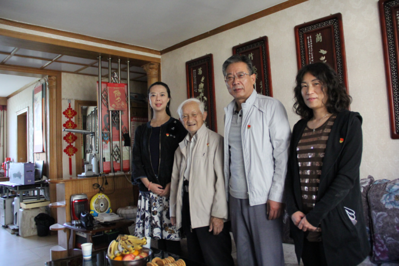 中共青海省第三建筑工程有限公司支部委員會(huì)開展&ldquo;走訪慰問(wèn)暖人心，紅色精神永傳承&rdquo;活動(dòng)